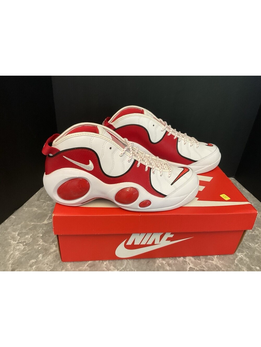 New! Mens Nike Air Zoom Flight 95 'True Red' Athletic Shoes. Size 10.5. Awesome!